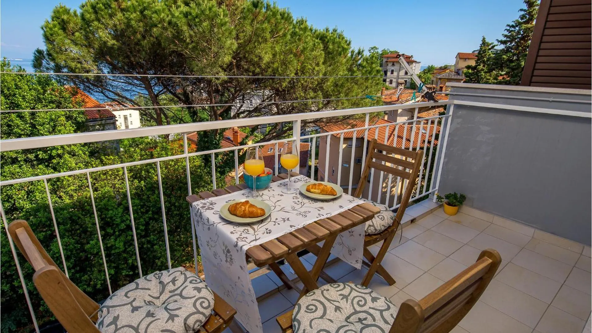 Stunning Apartment In Lovran With Kitchen Croatia